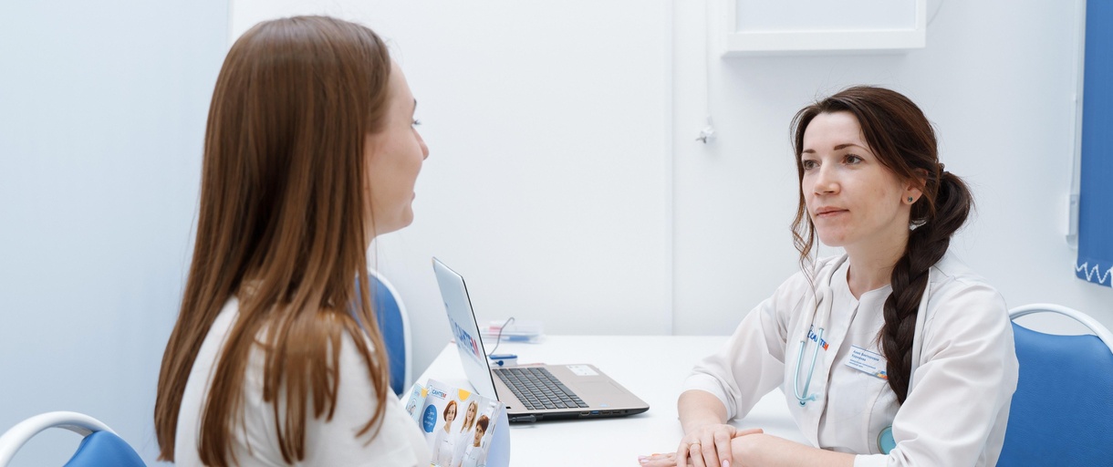 Записаться на прием к аллергологу в сети семейных поликлиник Сантем.